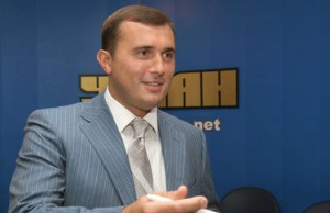 На фото избранный по спискам БЮТ народный депутат Шепелев