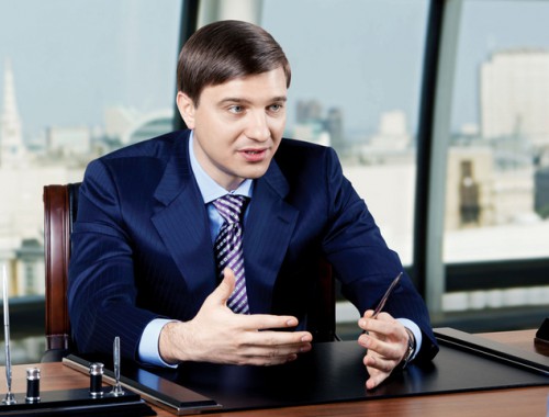 Донецкий бизнесмен Руслан Цыплаков успешно расширяет свою ФПГ